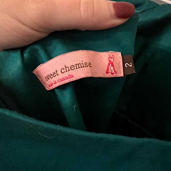 Vintage Sweet Chemise Cocktail Dress-Made in Canada - Picture 6 of 6